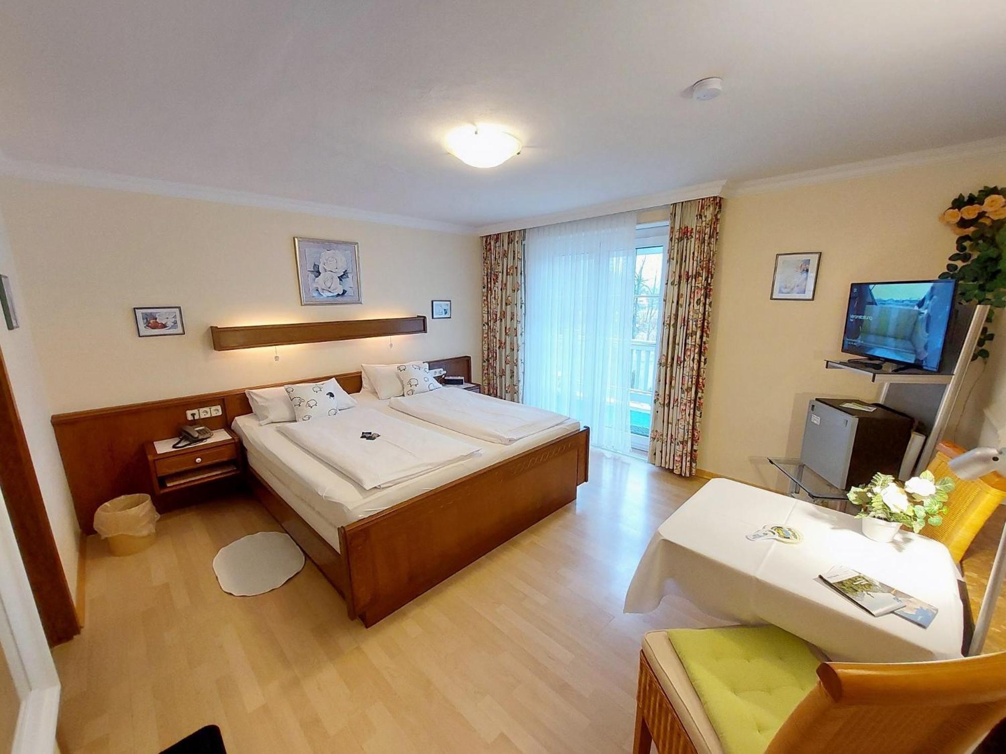 Parkhotel Ruhpolding Inklusive Chiemgaukarte Ngoại thất bức ảnh